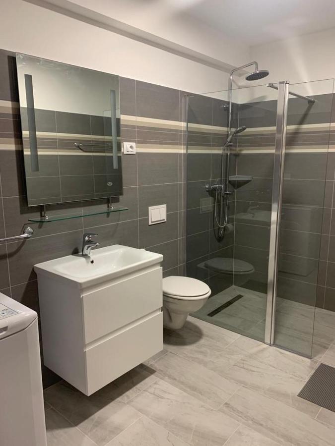 וינקורן Apartman Dalija מראה חיצוני תמונה